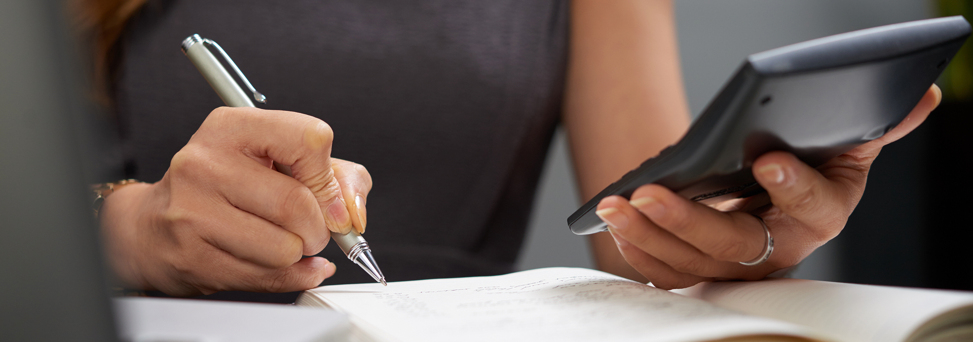 assistencia-hero-section-background